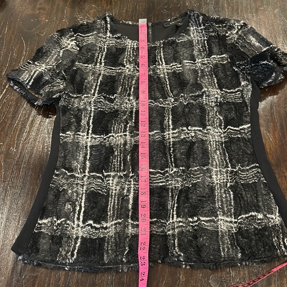 Plaid BCBG Black and Cream Women's Short Sleeved Top - Picture 8 of 9